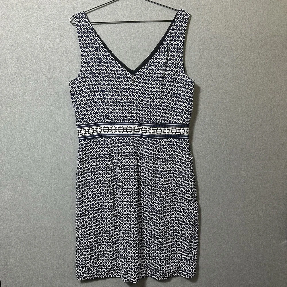Tory Burch V Neck Shift Dress Women's Size  14 Blue Geometric Stretch Read